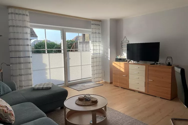 Kiebitzweg 1b EG Strandhüpfer-Living room