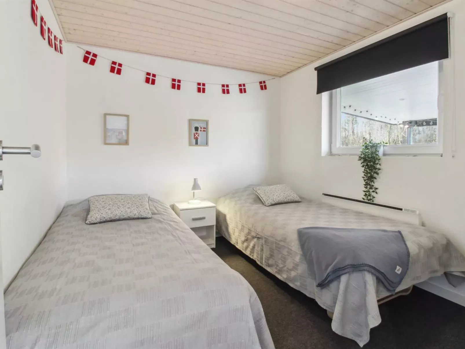 "Solvejg" - 30km from the sea-Inside