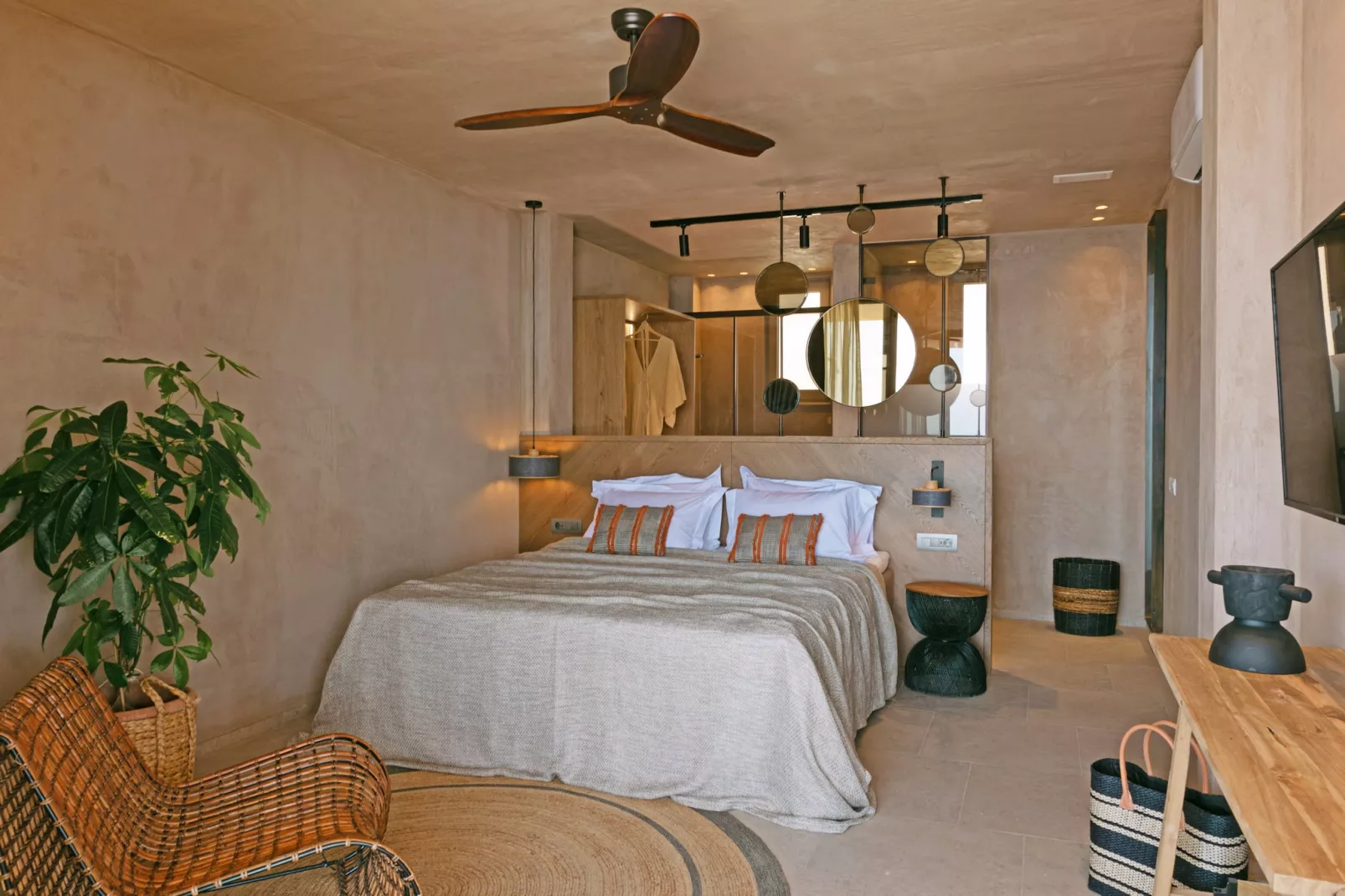 Altera Cave-Iris Villa