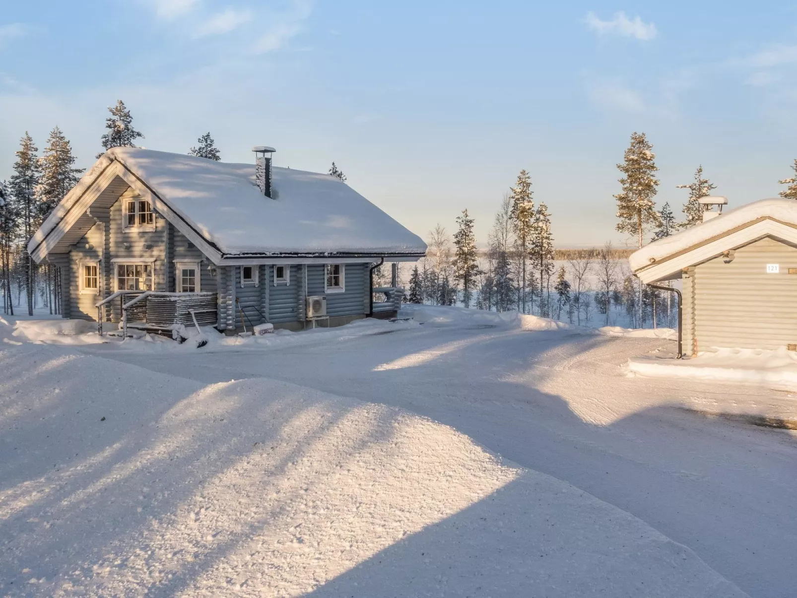 Puljunharju-Outside