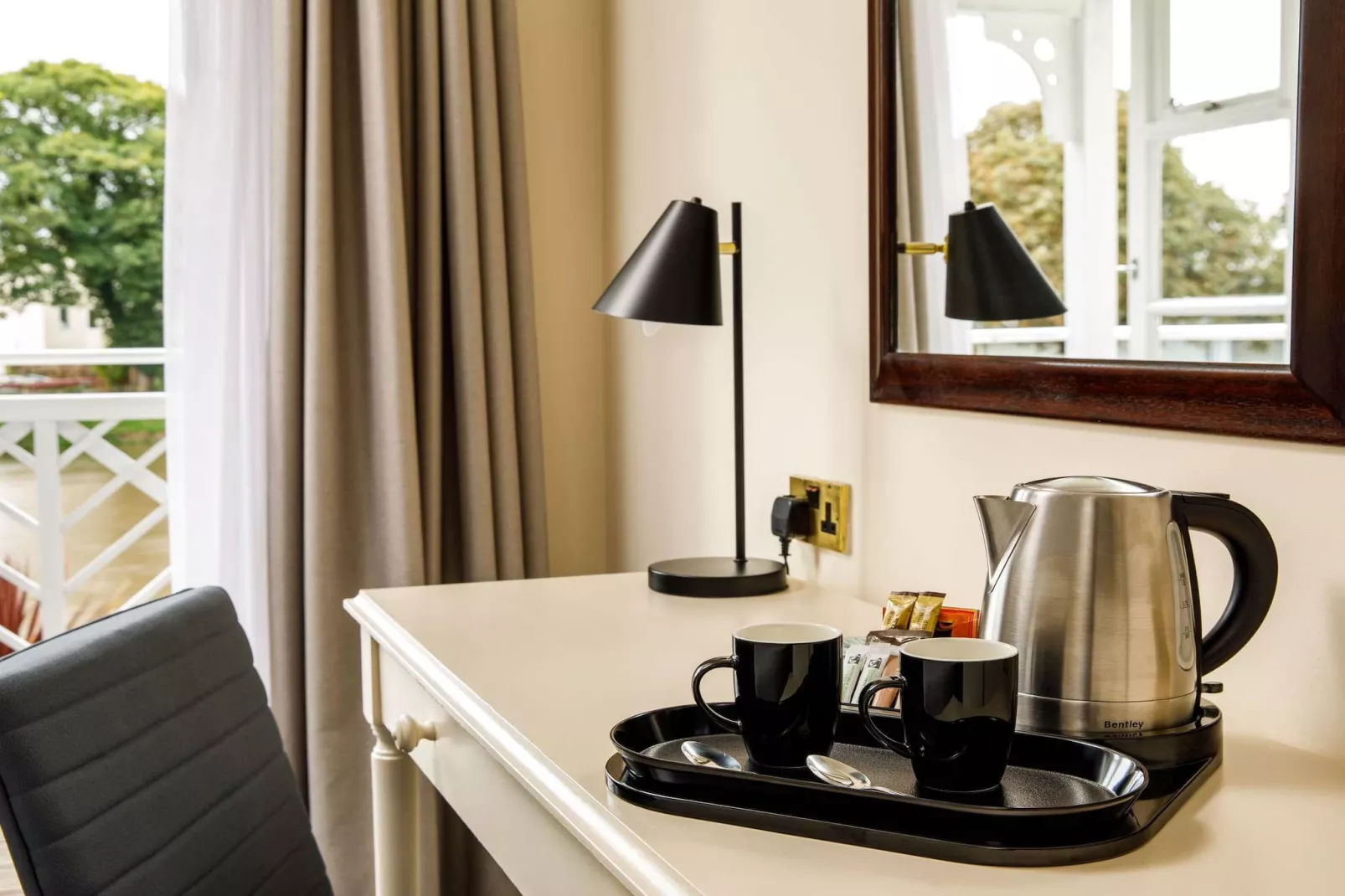 Classic Double River view Staines ex Mercure