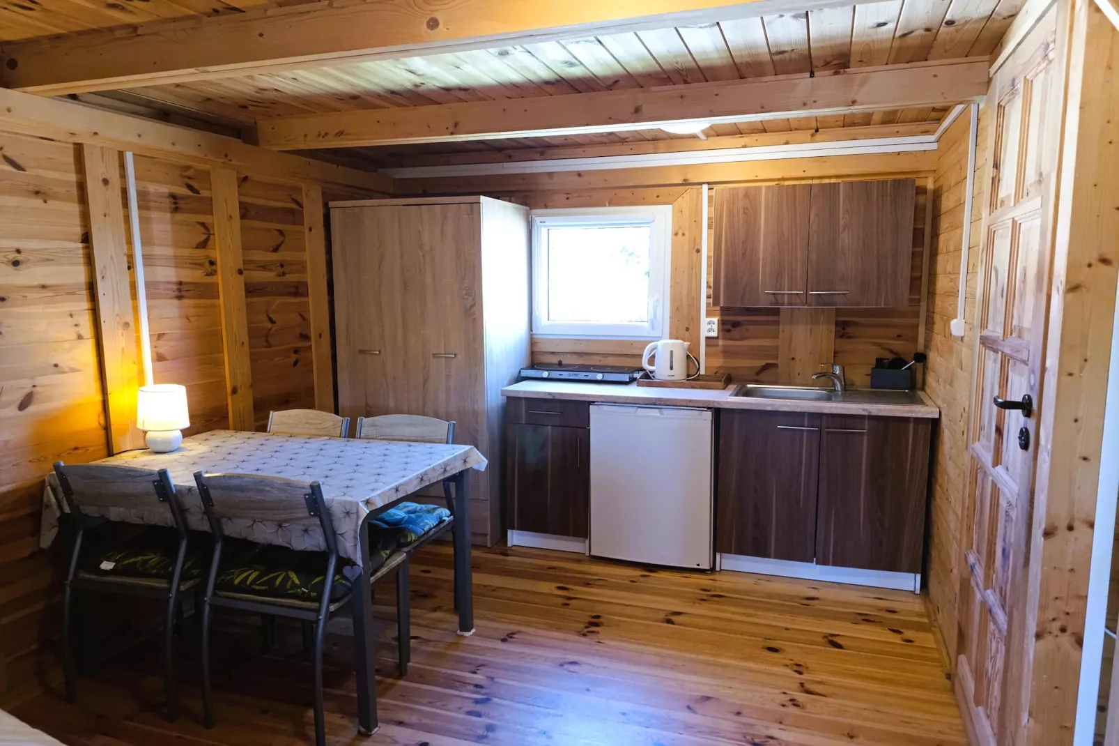Domki letniskowe nad Dziwną-Esszimmer