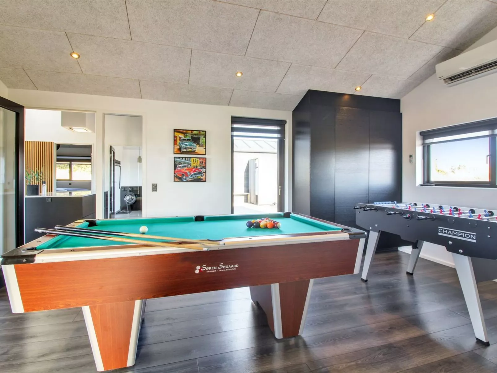 "Eriksine" - 750m from the sea-Inside