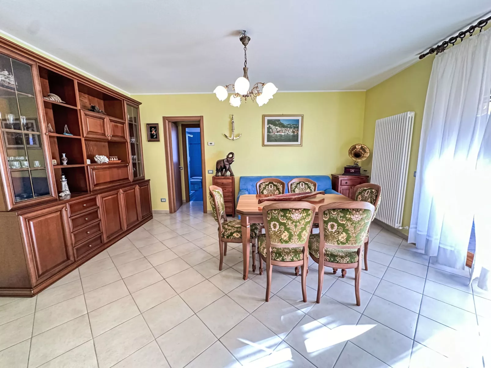 Miralago Guest House