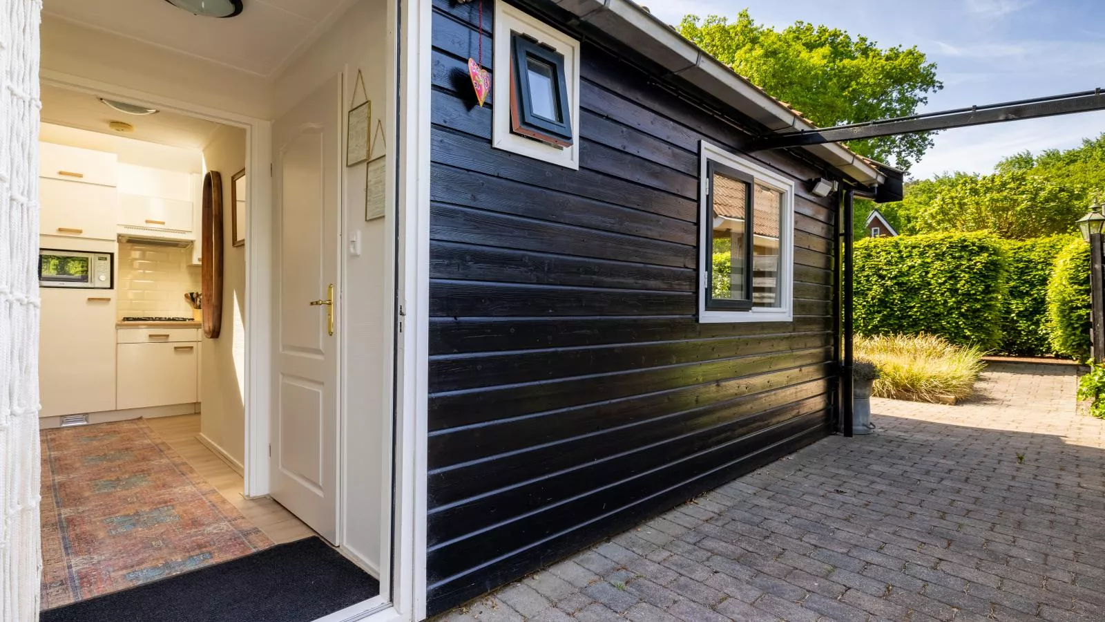 De Groeter Lodge-Exterior summer