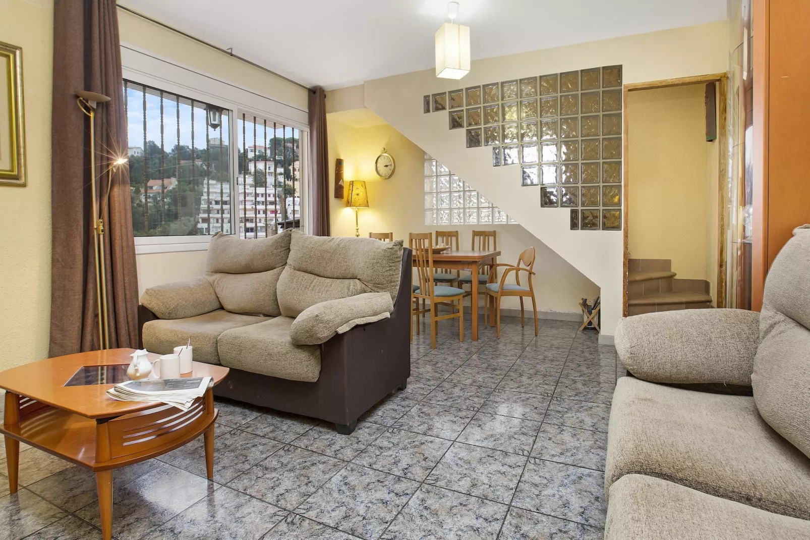 Vila-Living room