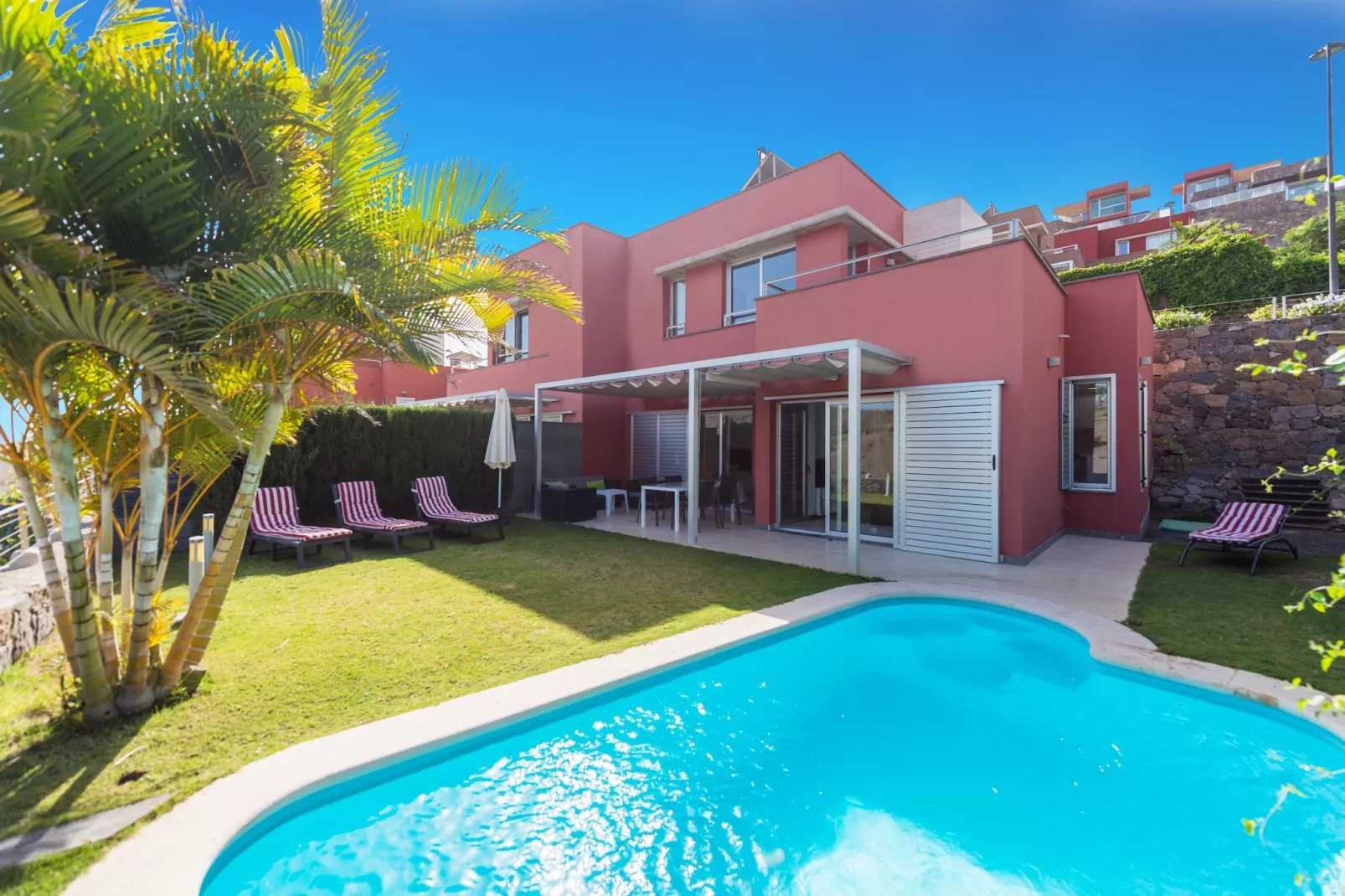 poolofhouse