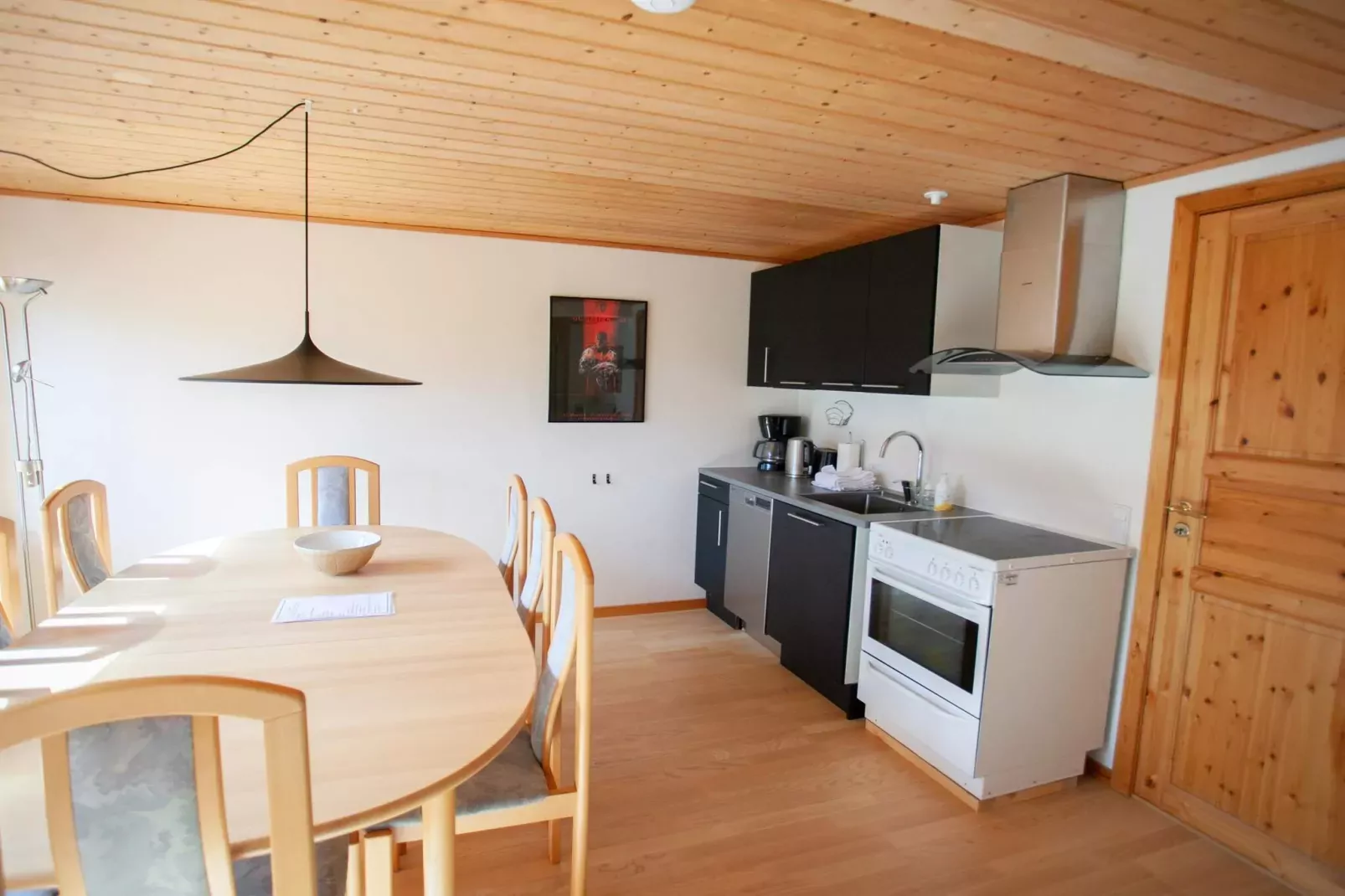 Idyllic holiday home with private garden-Indoor