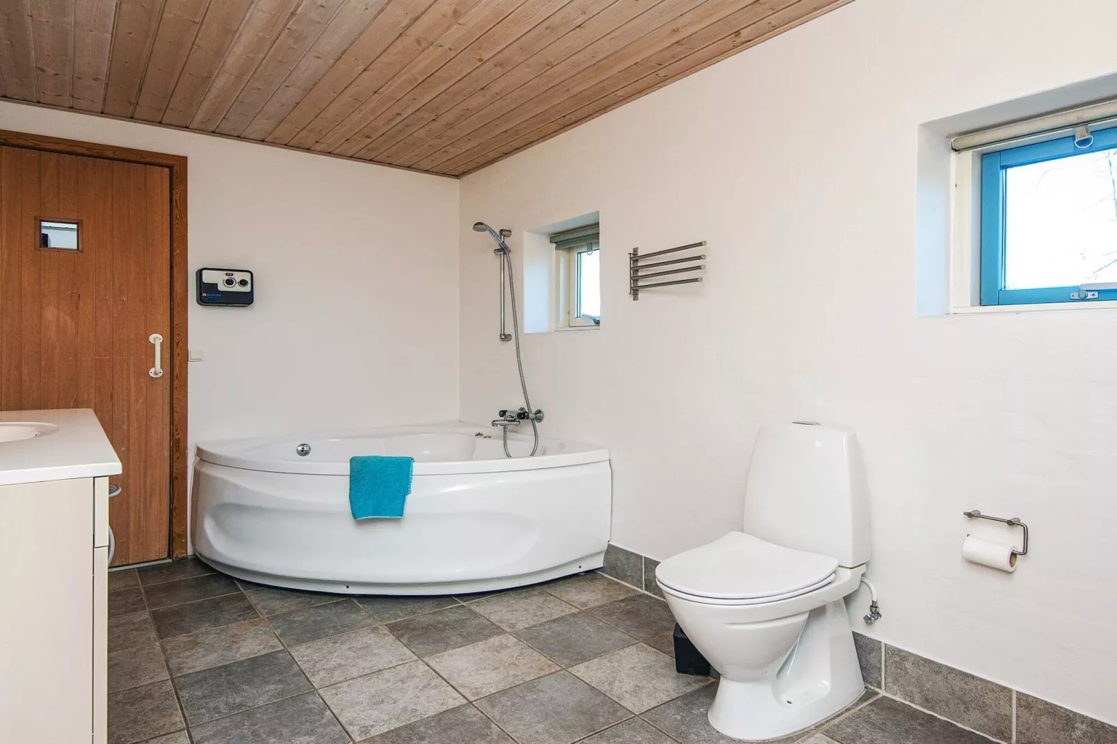 12 person holiday home in Hojslev-By Traum-Spa