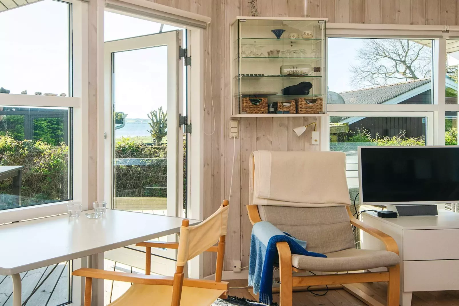 6 person holiday home in Rønde-By Traum-Indoor