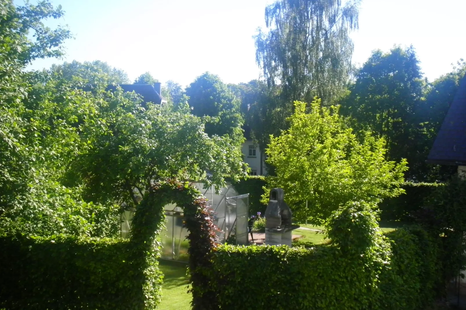 Am Burggarten-Gardens summer