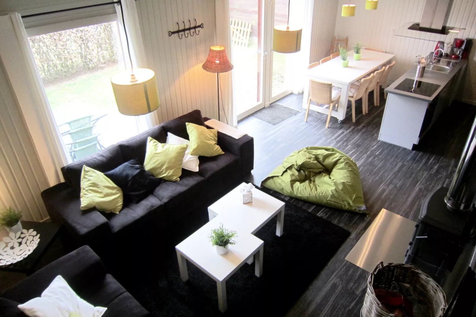 Chalet Orange-Living room