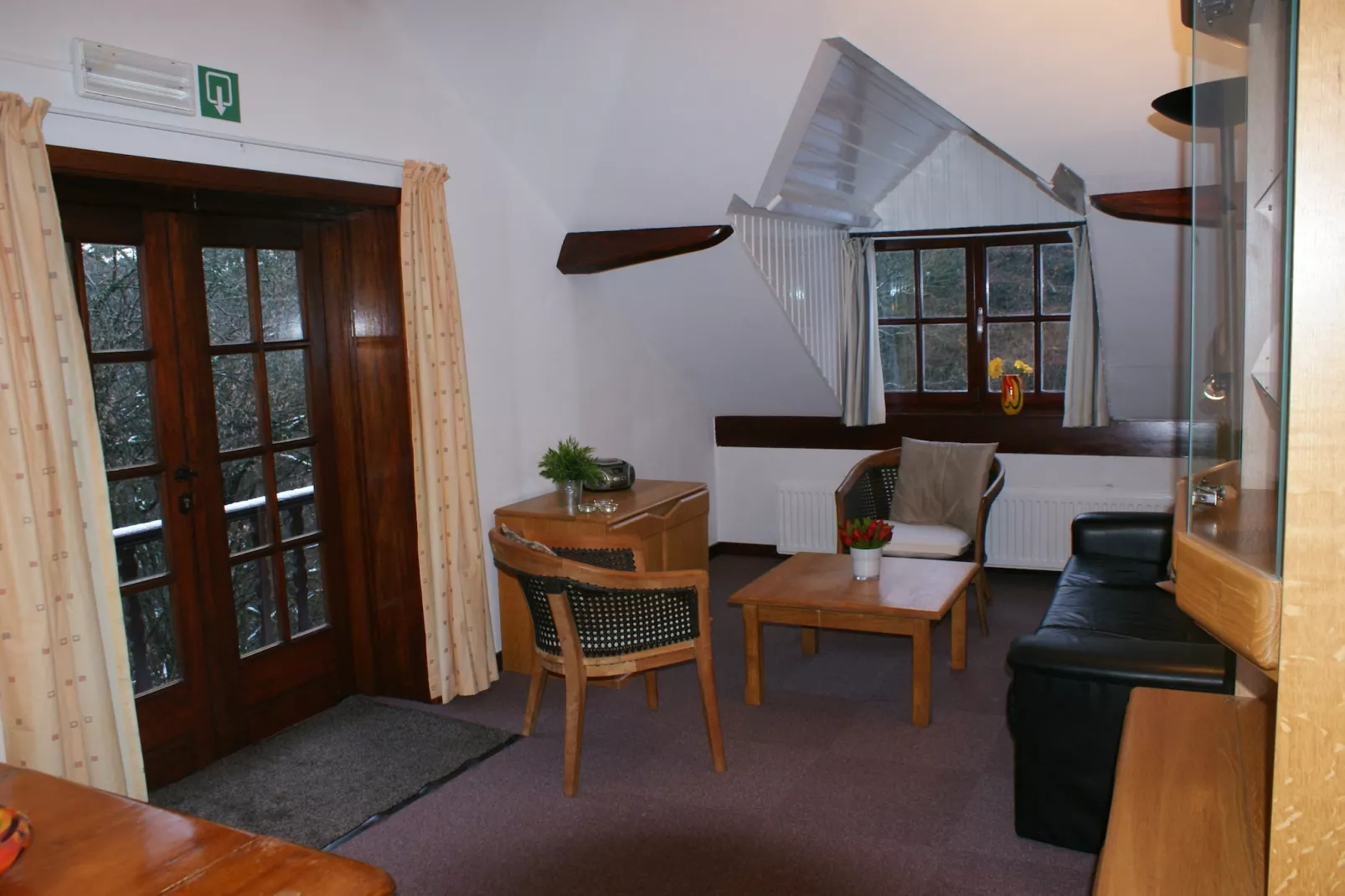 Domaine De L'Ecureuil 5-Living room