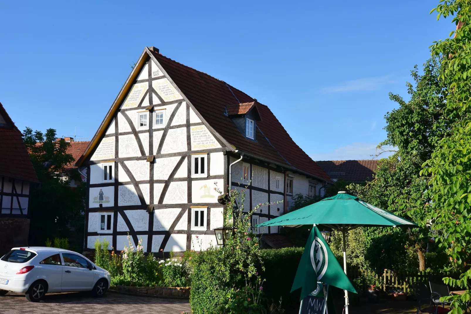 Hirtenhaus-Außenbereich Sommer