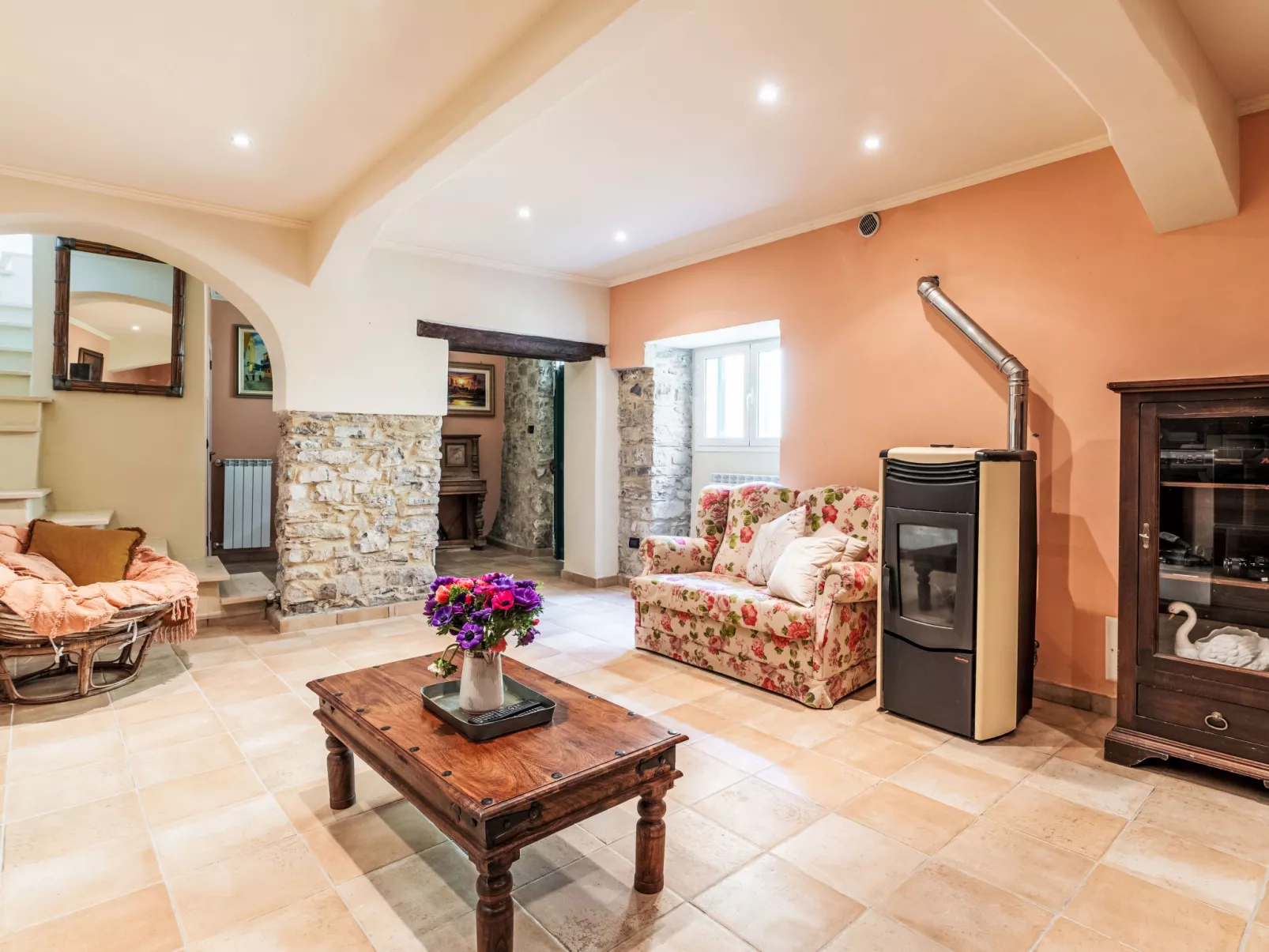 Casa Derna-Inside