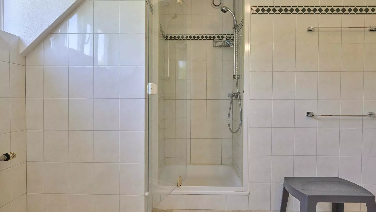 Lionshuis-Bathroom