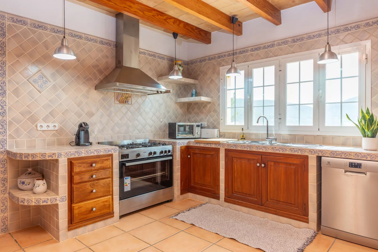 Son Orlandis-Kitchen