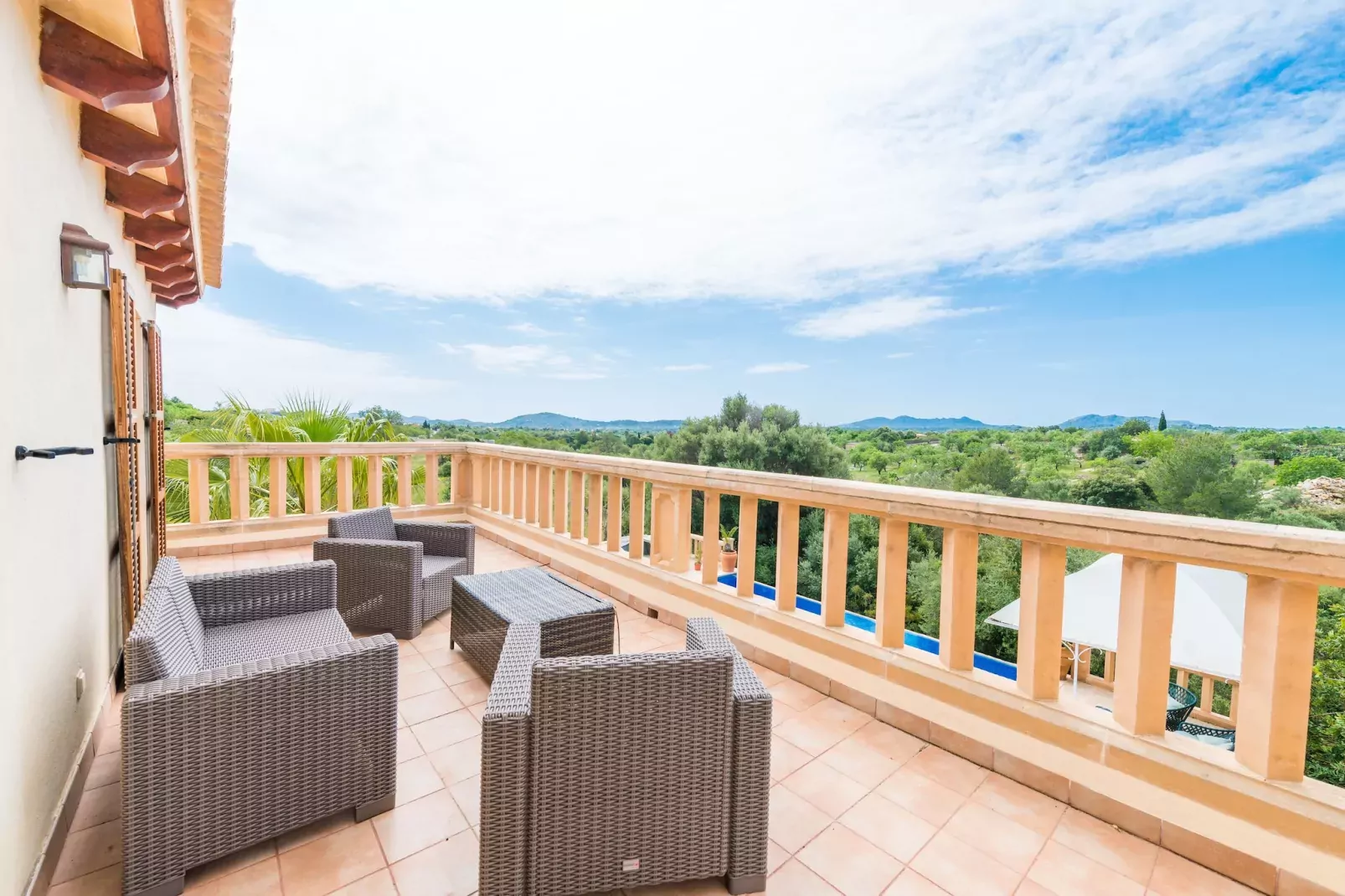 Can Canals-Terrace balcony