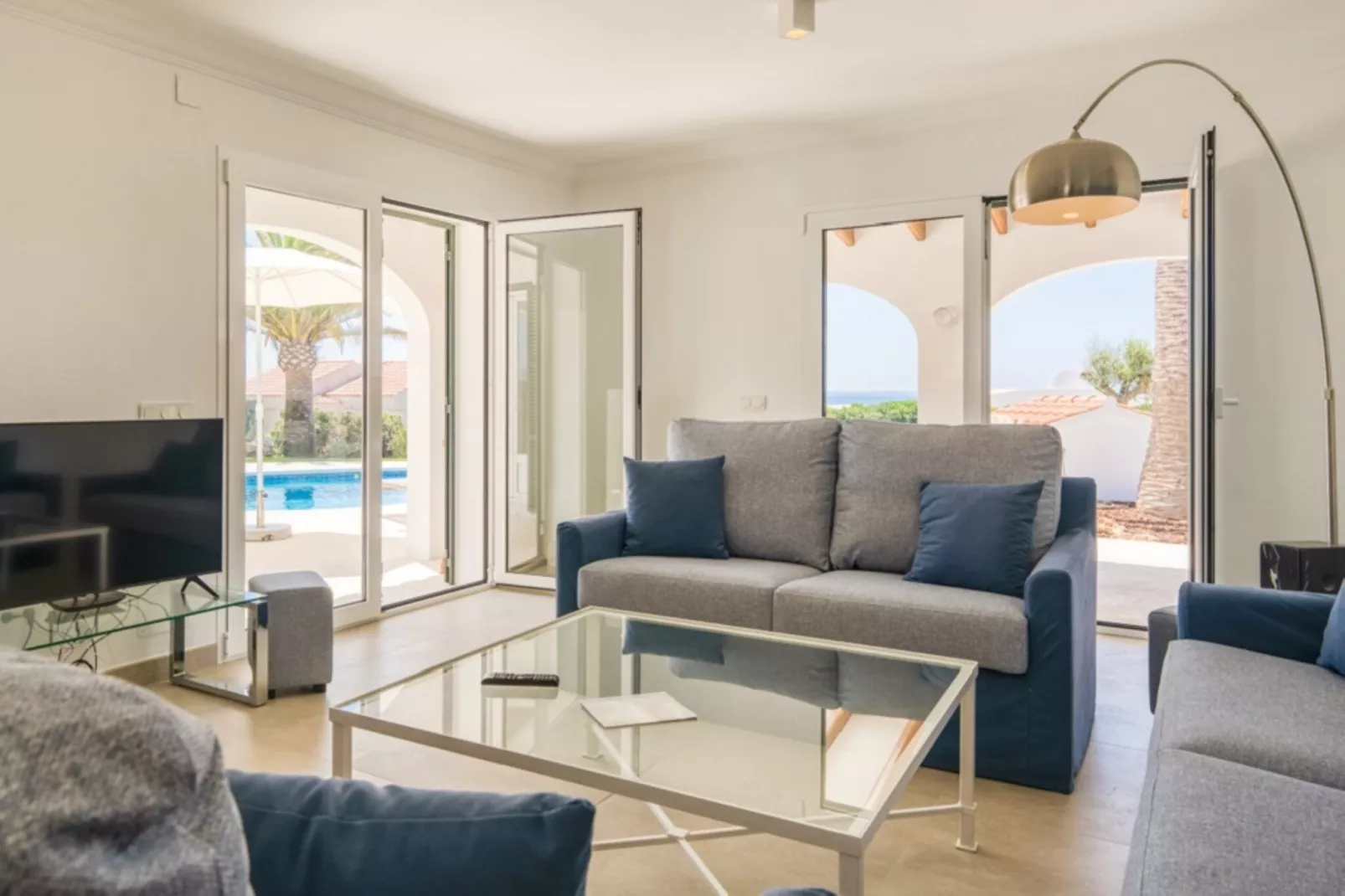 Villa Mila-Image-tags.