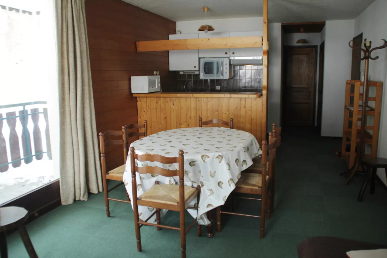 Moulin ML149 MOUNTAIN & TELECABINE 6 pers.-Dining room