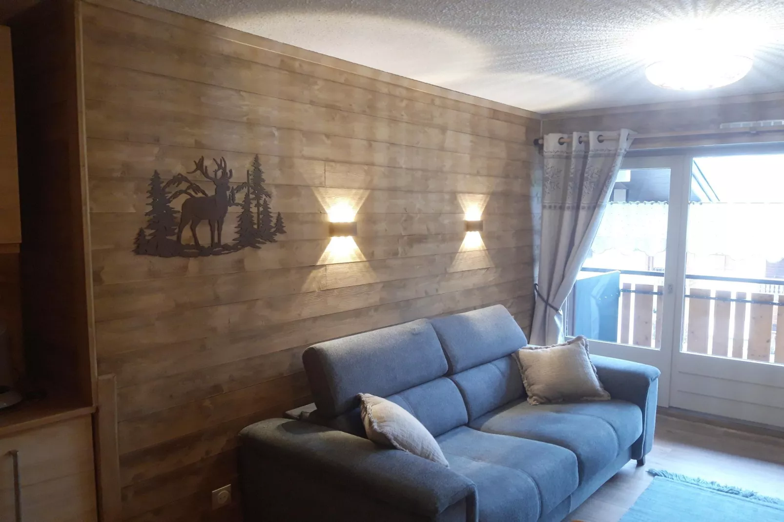 Alpenlake AP122 VIEW & NATURE 4 Pers.-Living room