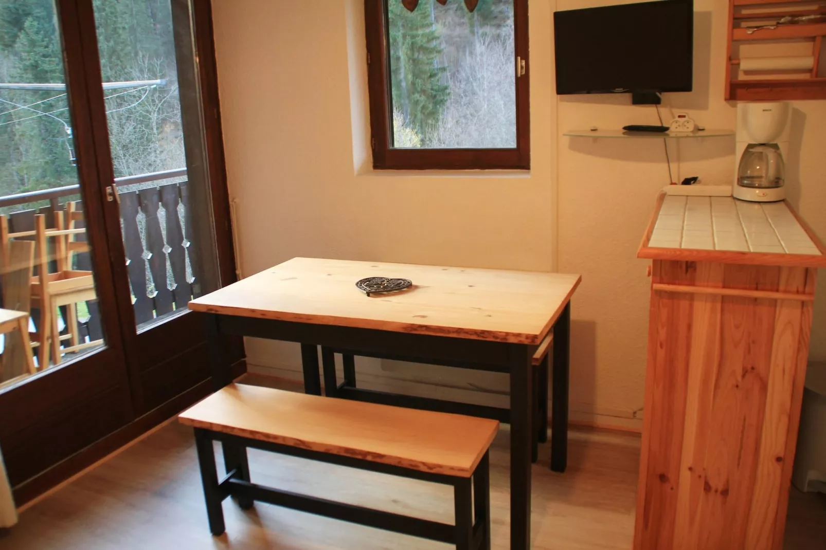 Perce Neige PNA18 FAMILY & NATURE 4 Pers.-Dining room