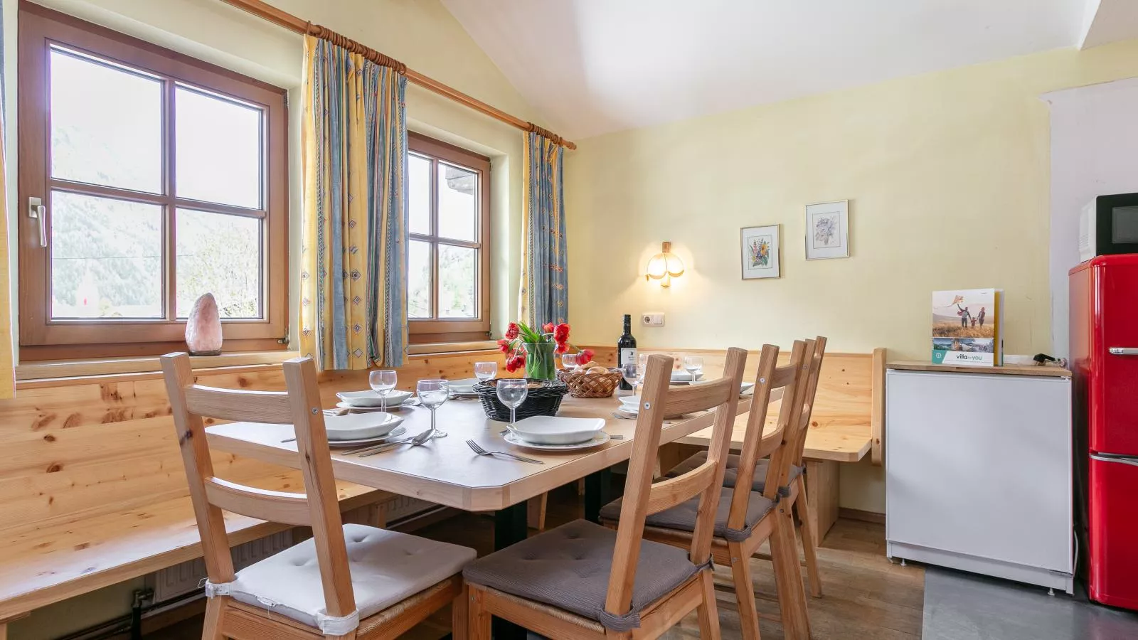 Schweizerhof Arnika-Dining room