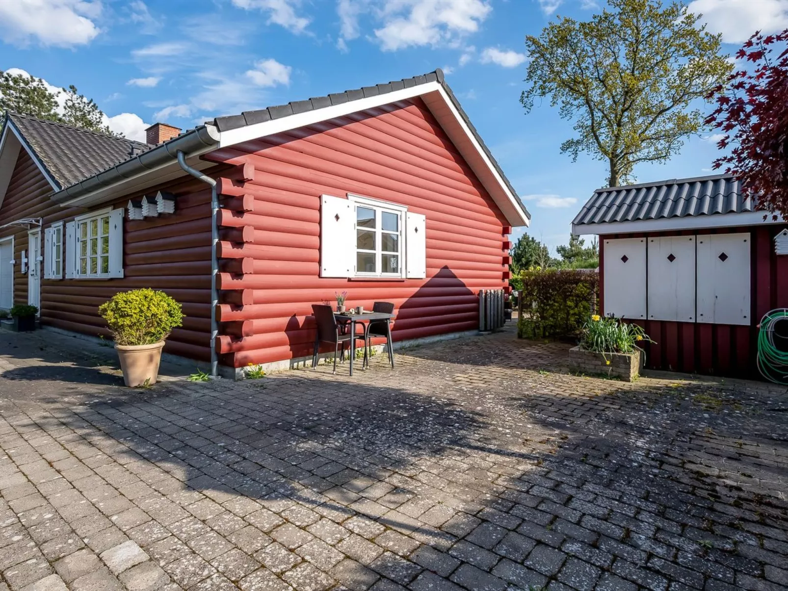 "Ingert" - 1km from the sea-Draußen