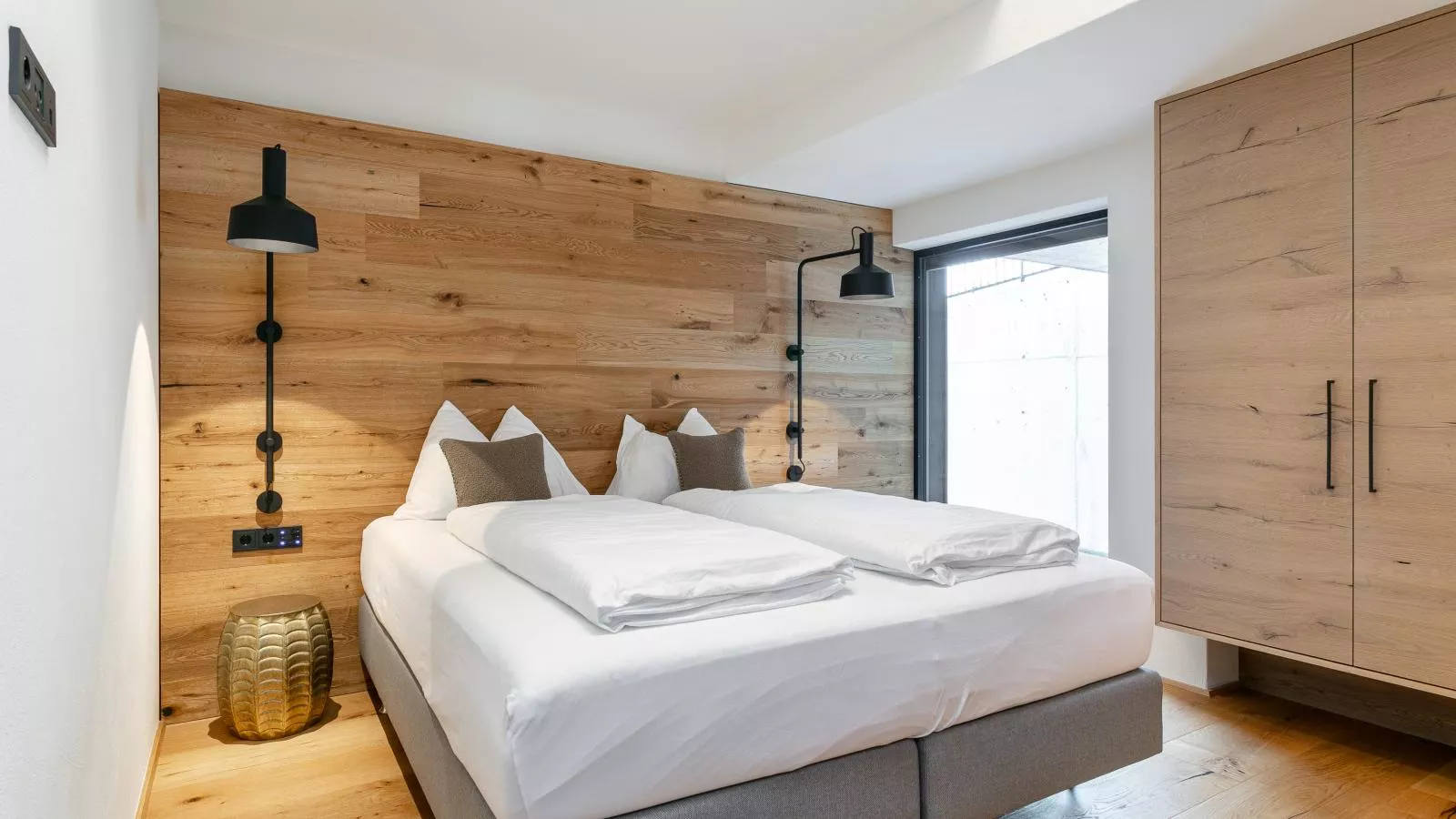 Adult Only Superior Suite-Bedroom