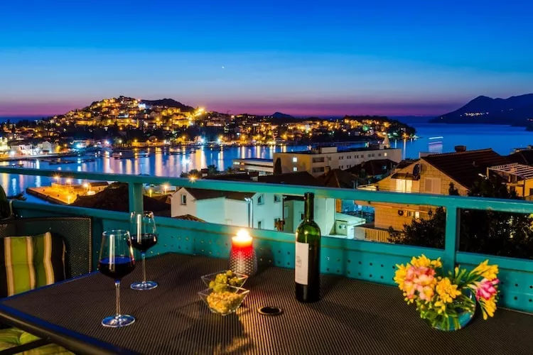 Apartment Radovan - One-Bedroom Apartment with Balcony and Sea View-Aussicht