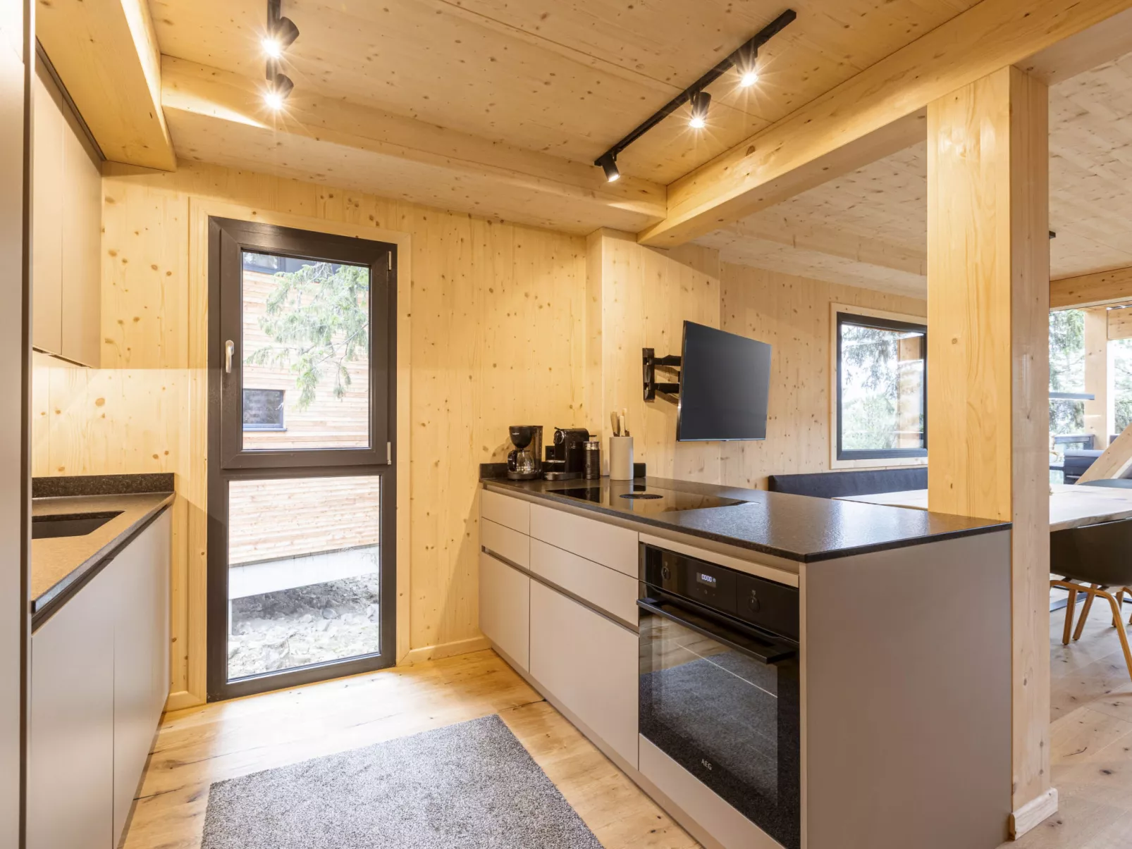 Superior #15 mit Sauna & Hot Tub-Inside