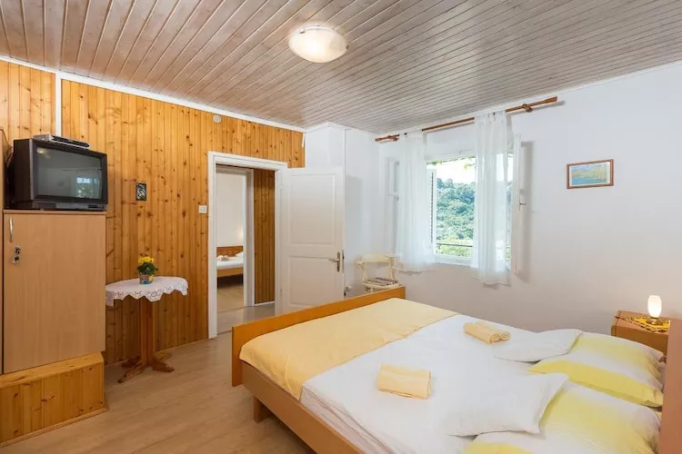 Apartments Miskovic - One Bedroom Apartment with Balcony and Sea view (Middle)-Bedroom