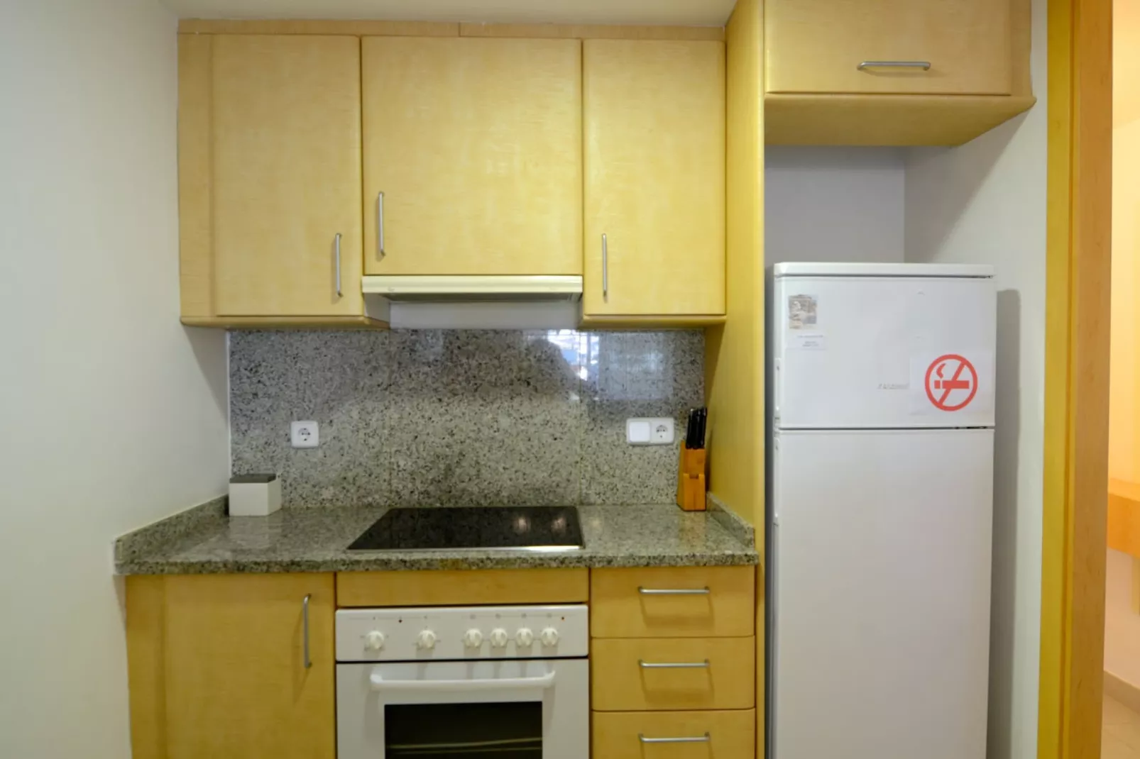 RIELLS BLAU E 202-Kitchen