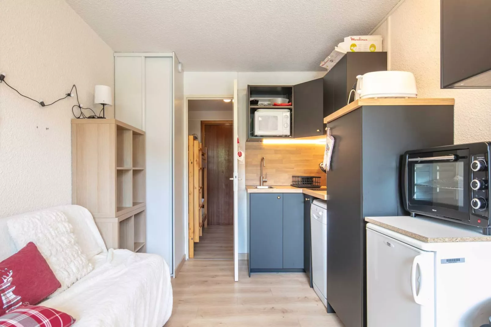LE VERNON N°1222 - ST4-Living room