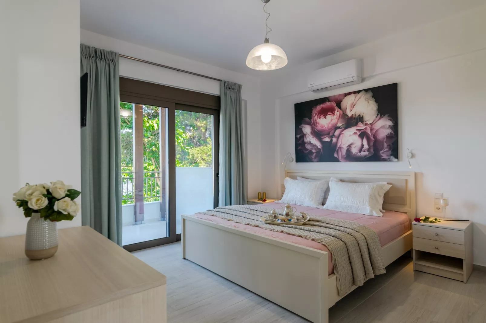 Manuel's Dream-Bedroom