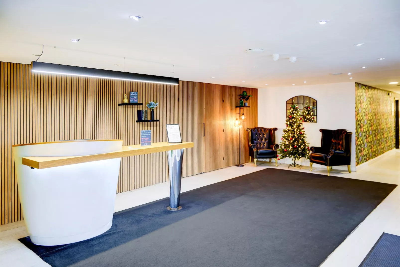 Warwickshire Park Hotel Kenilworth by Belvilla-Reception hall