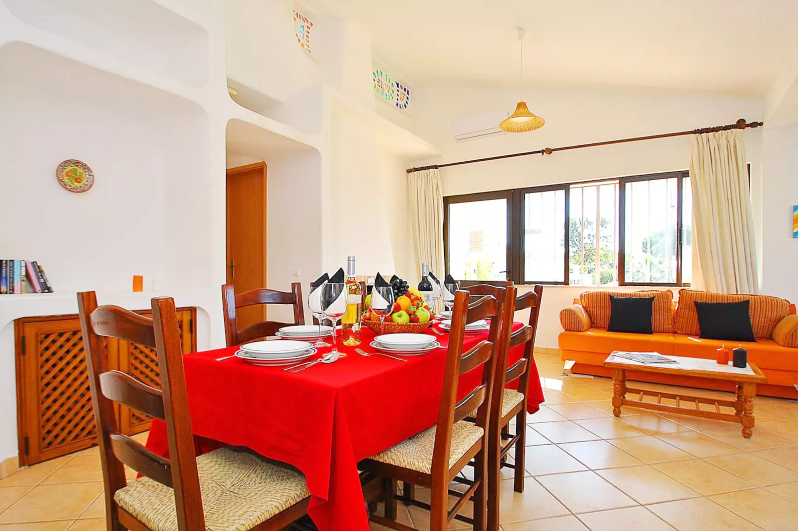Villa Isis-Salle à manger