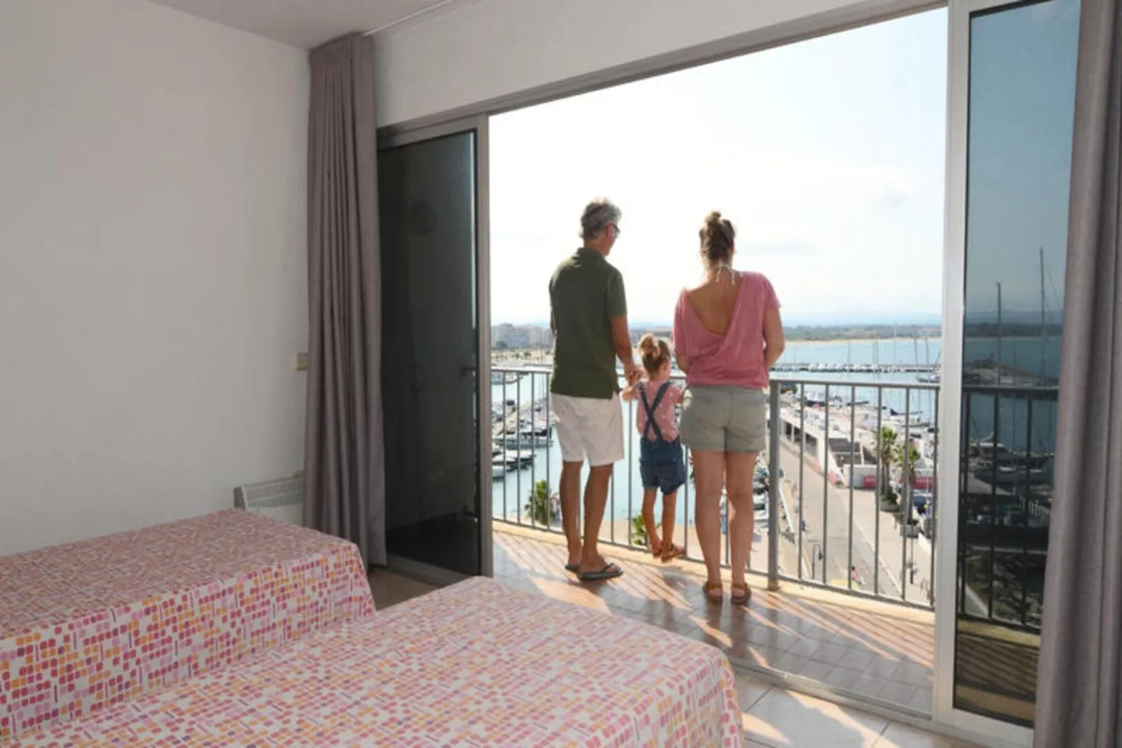 Appartements à L'Estartit-Exterior summer