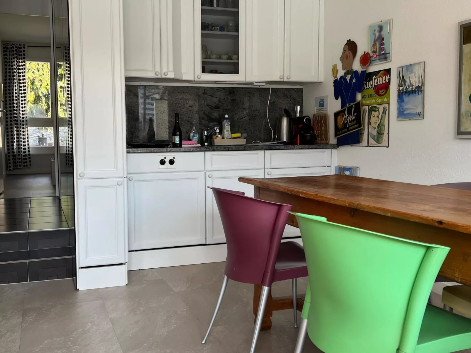 Seewohnung 2-Drinnen