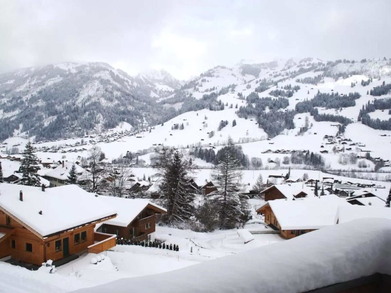 Nubes, Chalet-Dedans
