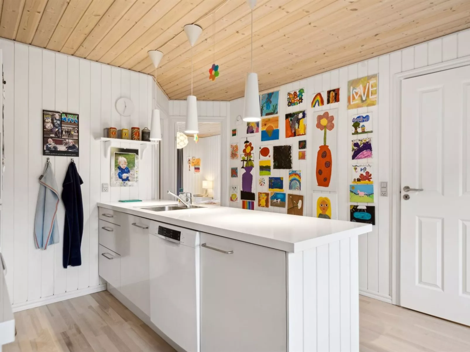 "Toska" - 3km from the sea-Inside