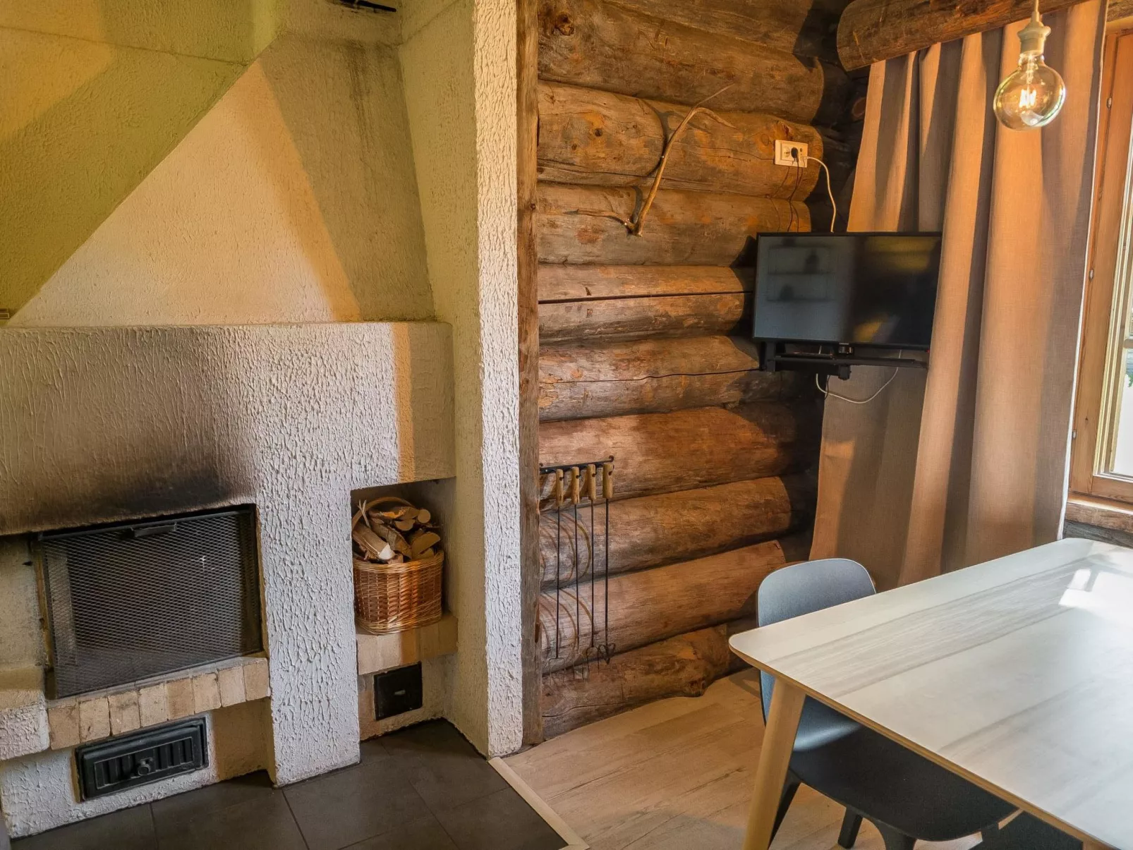 Kelorakka lodge-Drinnen