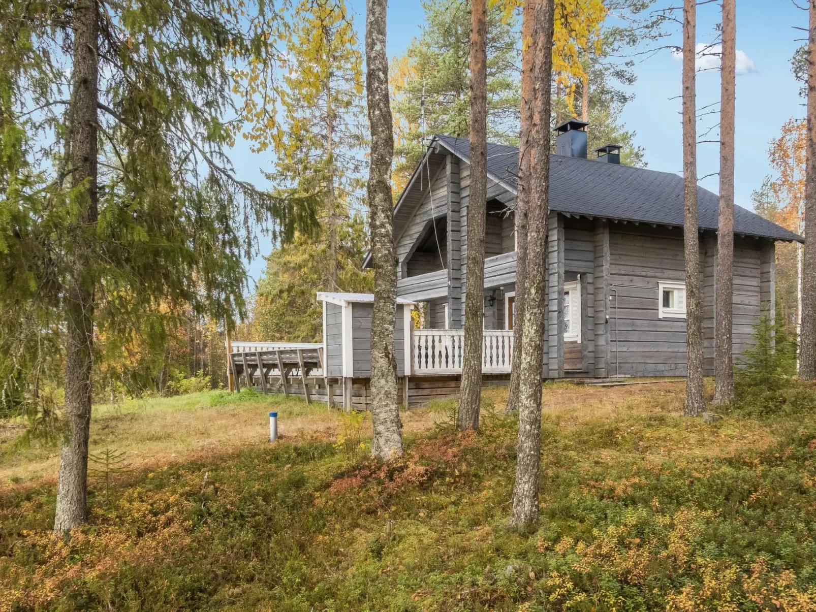 Joulupukin mökki-Outside