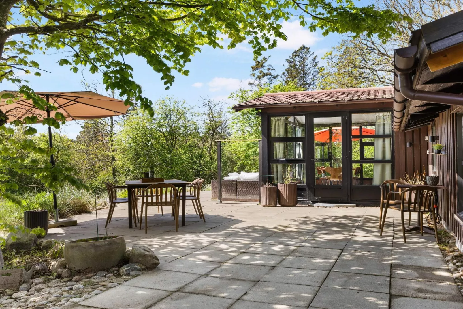 Beautiful holiday home in Blokhus-Outdoor
