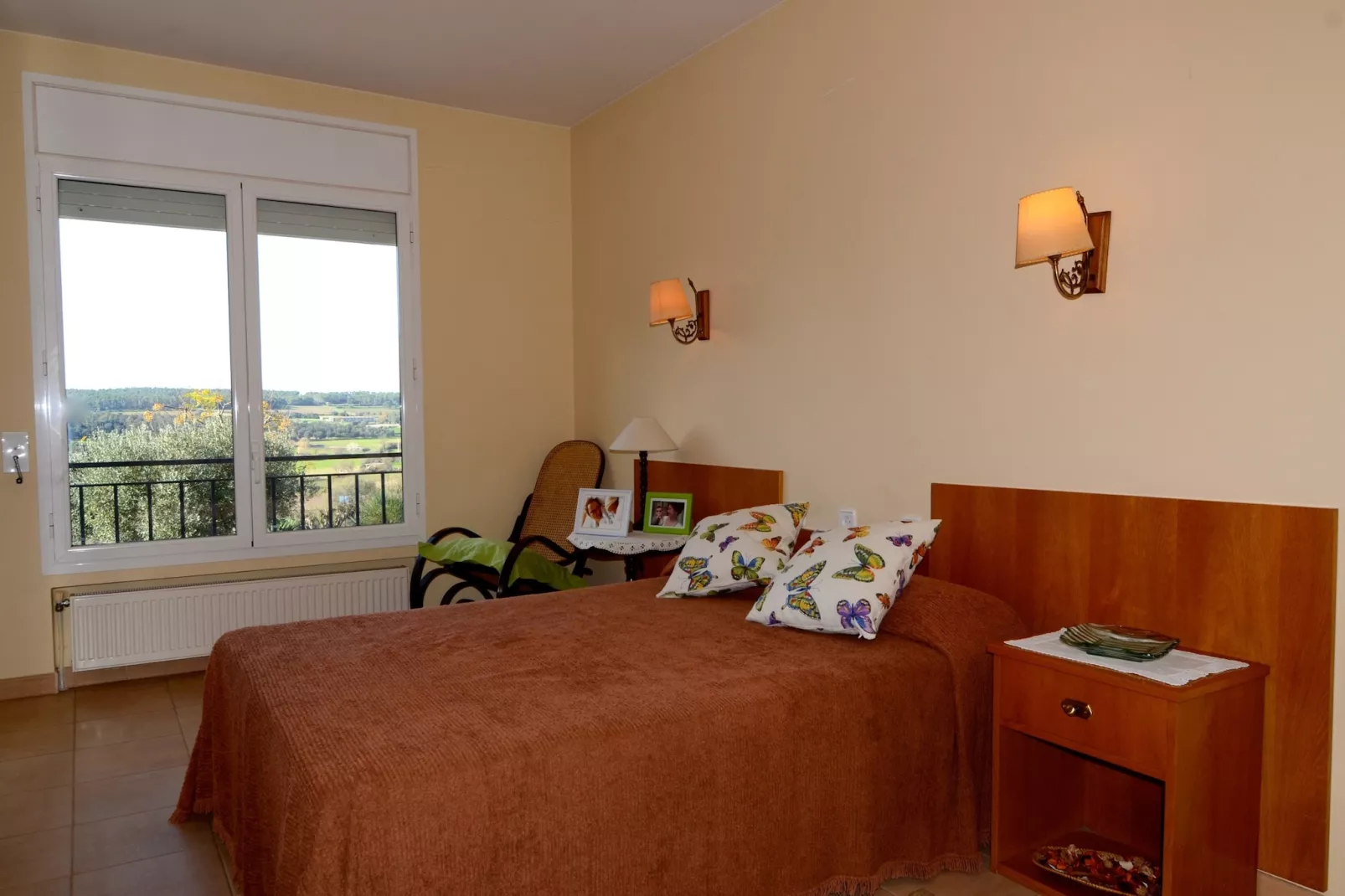 LA ROMAGUERA-Bedroom