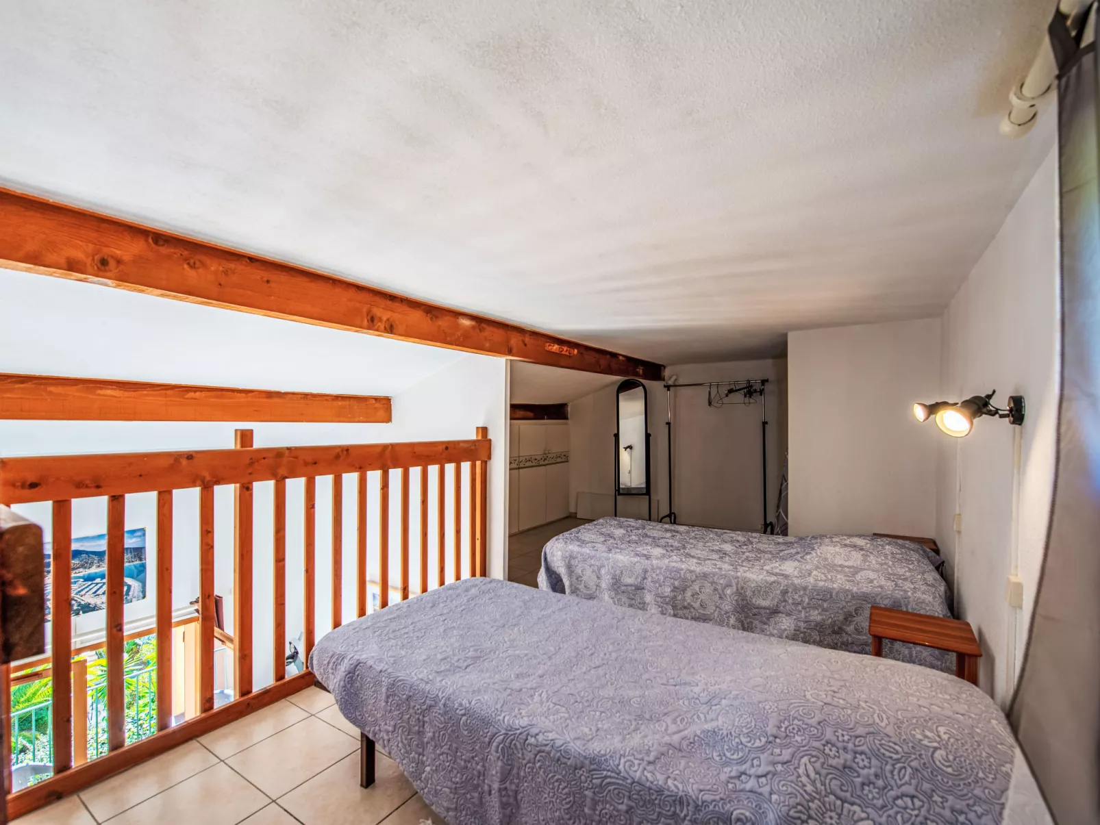 Domaine Des Lauriers-Inside