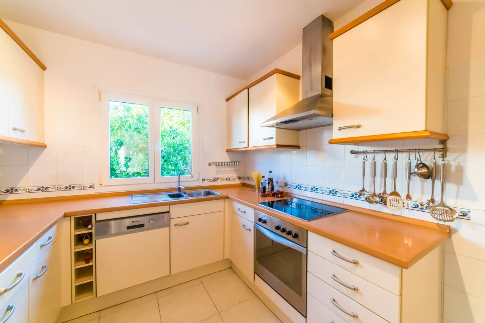 Casa Bel-Kitchen