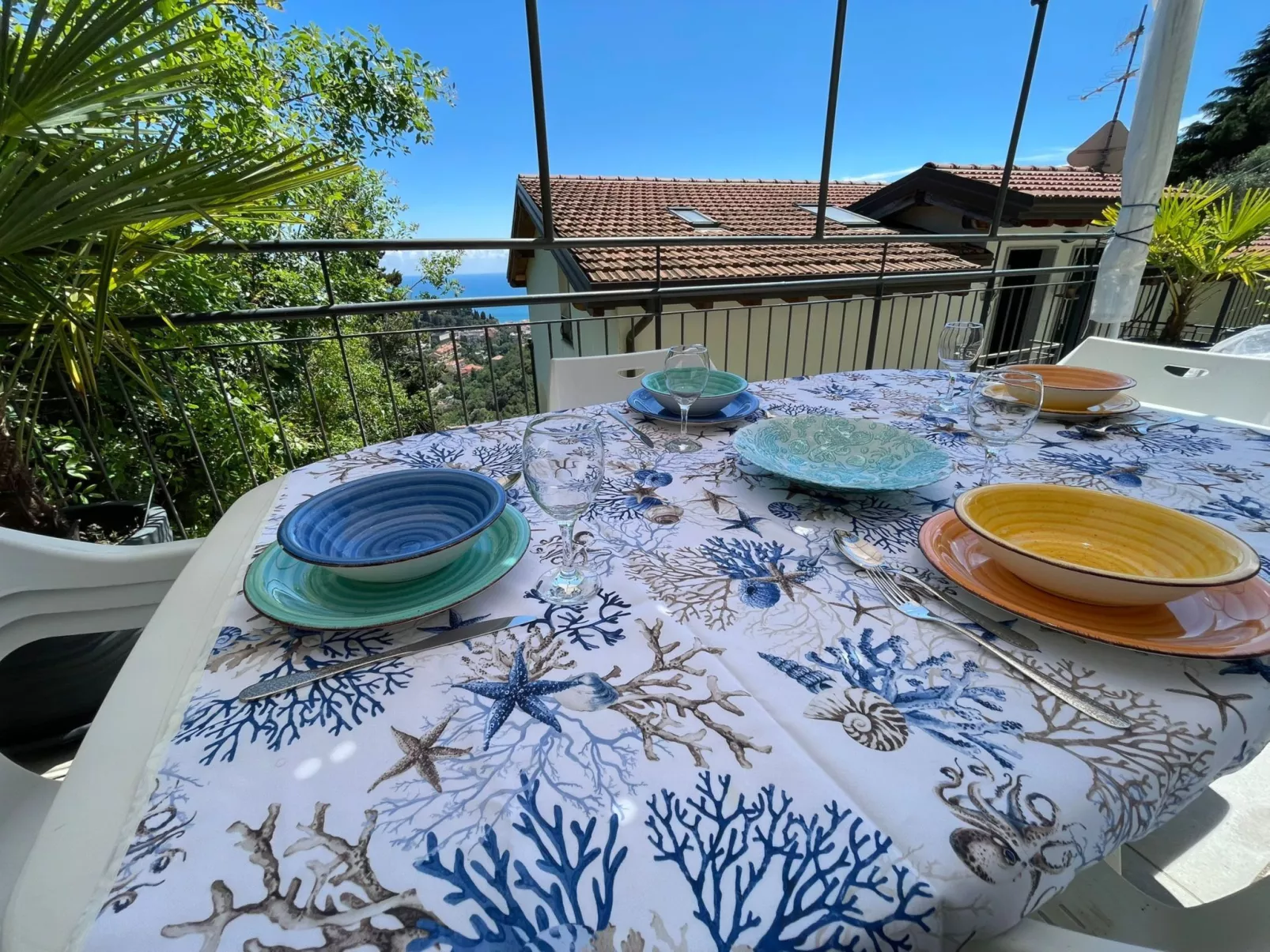 Paradise View-Outside