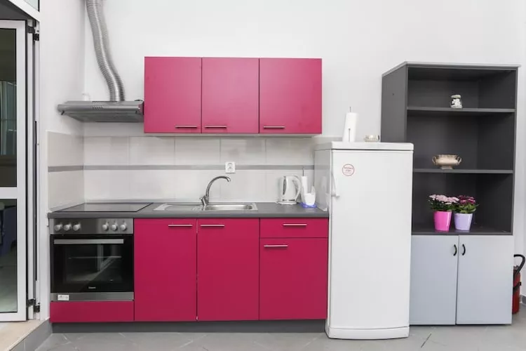 Apartment Saulan - One-Bedroom Apartment-Kitchen