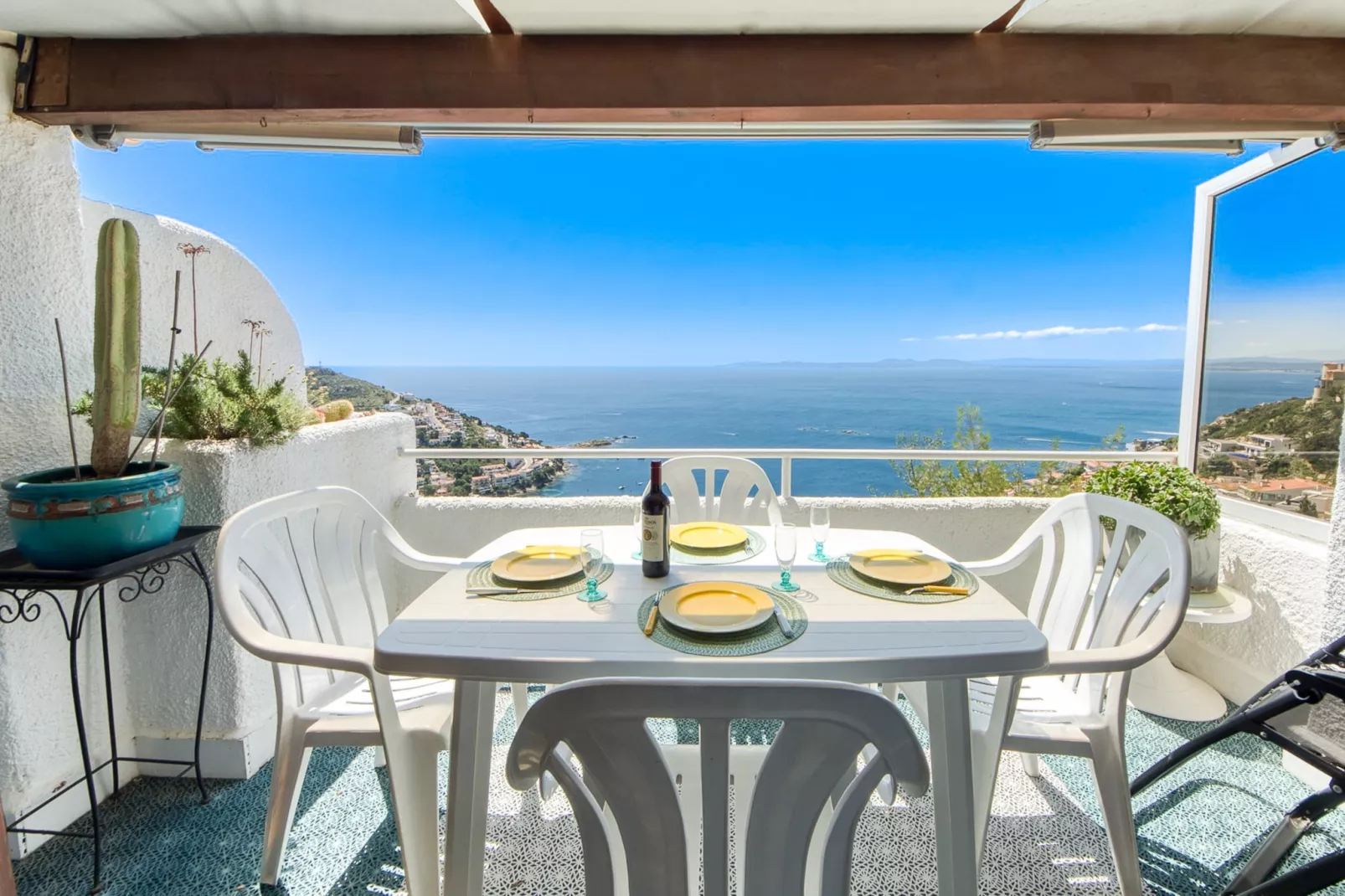 IBIZA BRAMER 11  Canyelles Roses-Terrace balcony